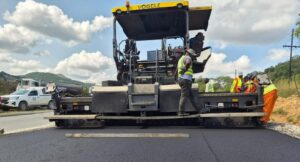 Lihawu /Emoyeni D1723 Road in Pienaar, City of Mbombela